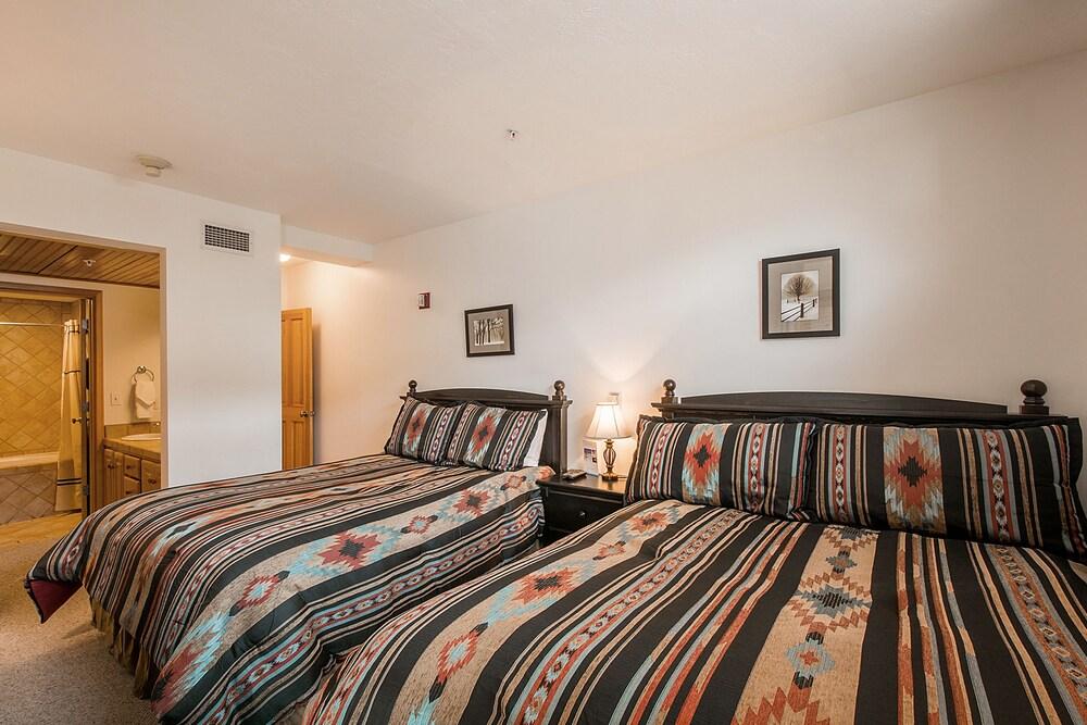 The Caledonian By All Seasons Resort Lodging Park City Exterior photo