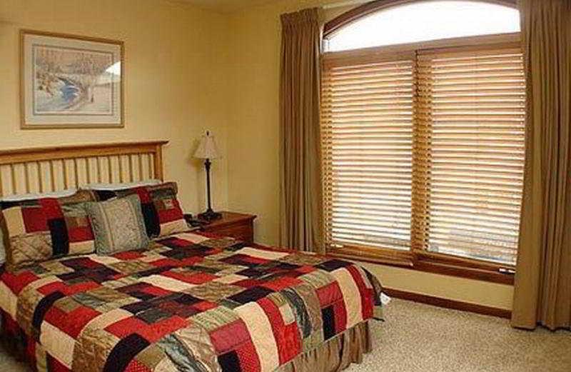 The Caledonian By All Seasons Resort Lodging Park City Room photo