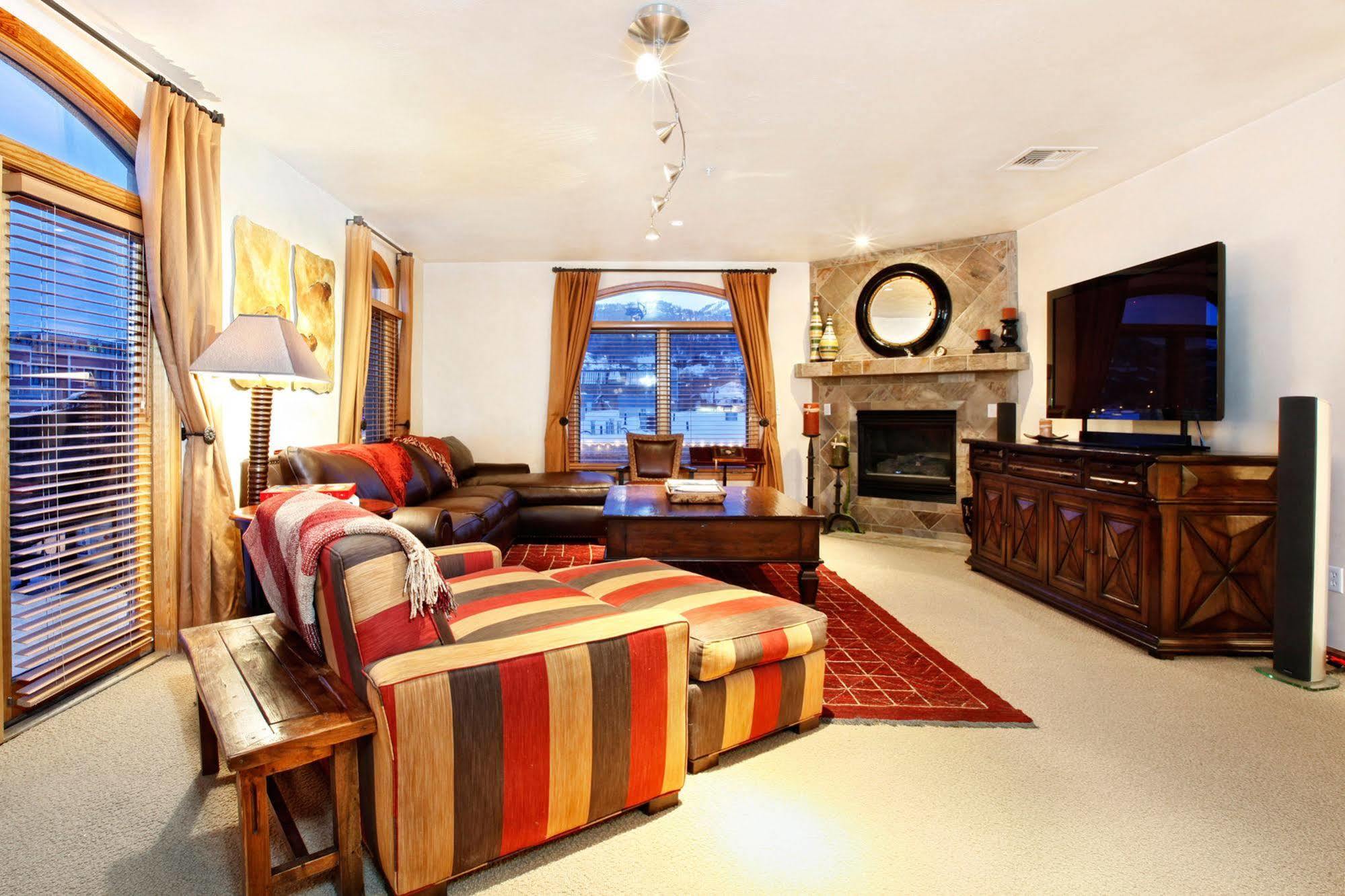 The Caledonian By All Seasons Resort Lodging Park City Exterior photo